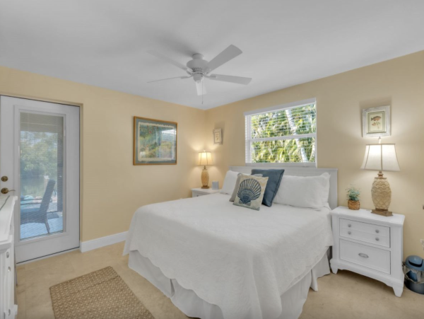 Great Value Two Bedroom Vacation Home with Pool and Spa